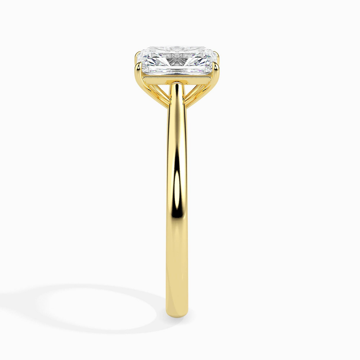 1ct D-VS1 Radiant Lab grown Diamond Solitaire ring in 18k Gold