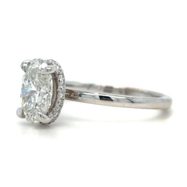 Laura– " 2.5ct " Oval Solitaire in 18k Gold with Hidden Halo Plain Band (Ready) - Prime & Pure