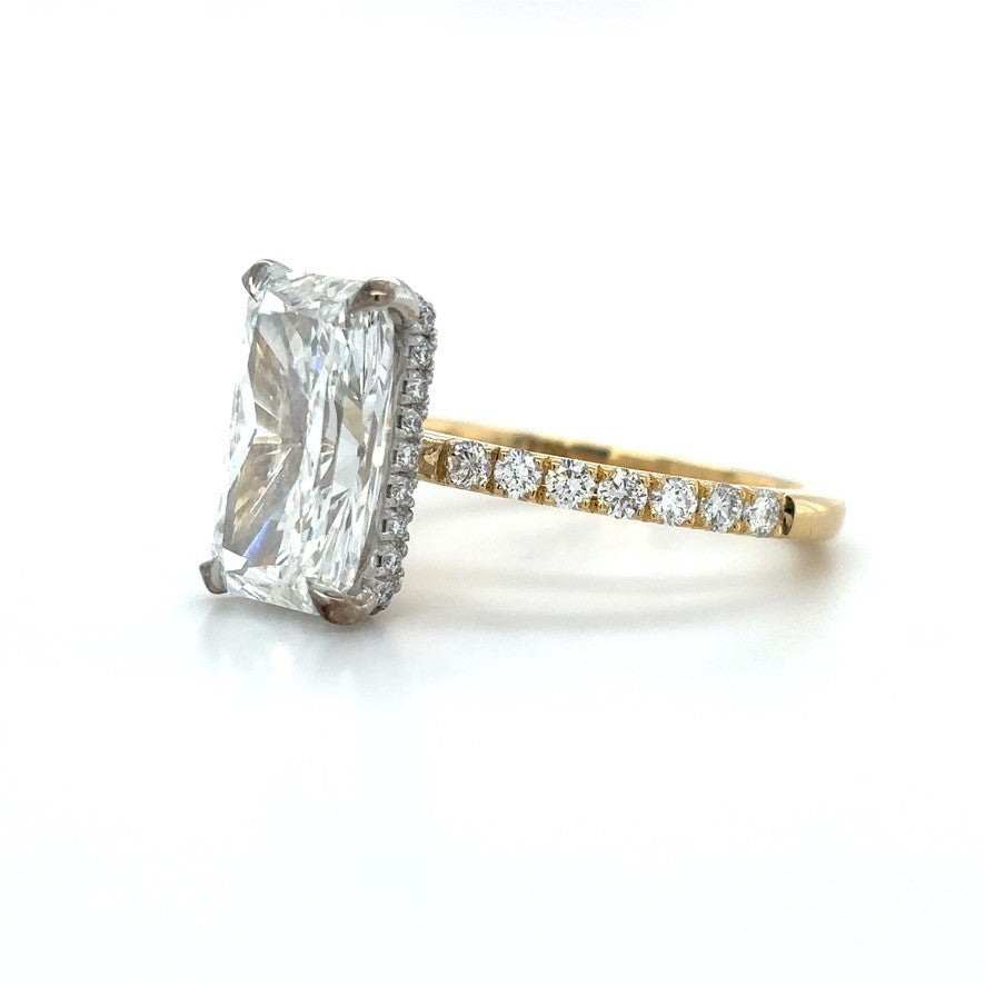 Judy – " 4ct " Radiant Solitaire in 18k Gold with Hidden Halo and Pavé Band (Ready) - Prime & Pure