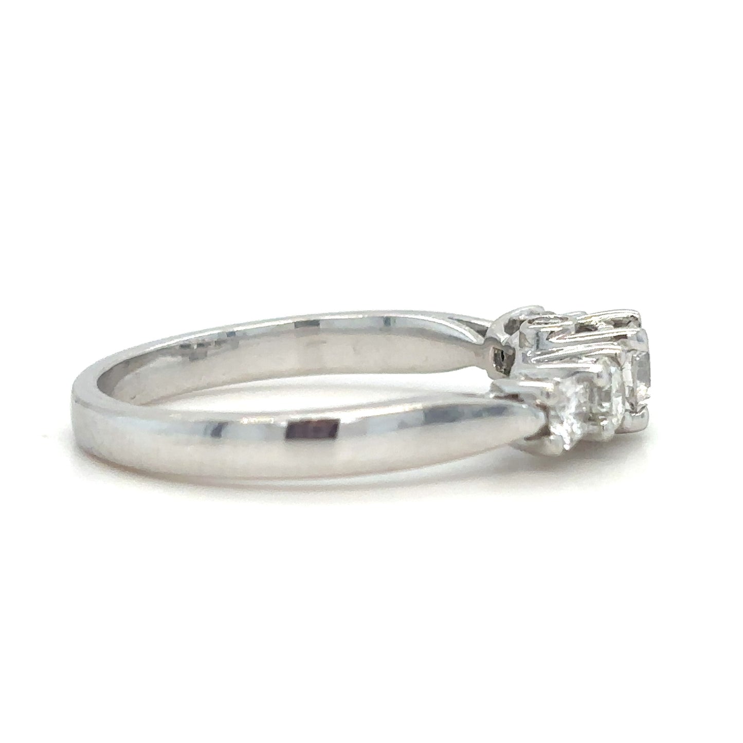 Chiara – 5 Stones Round Brilliant Ring in a tree setting - Prime & Pure