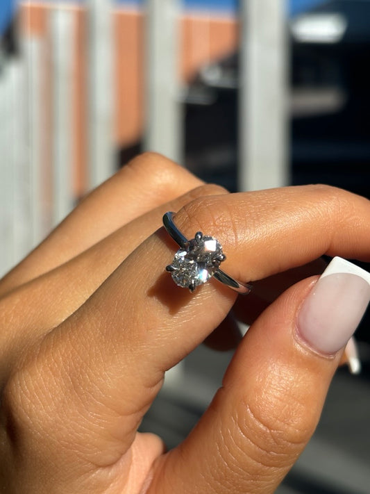 Laura– " 2.5ct " Oval Solitaire in 18k Gold with Hidden Halo Plain Band (Ready) - Prime & Pure