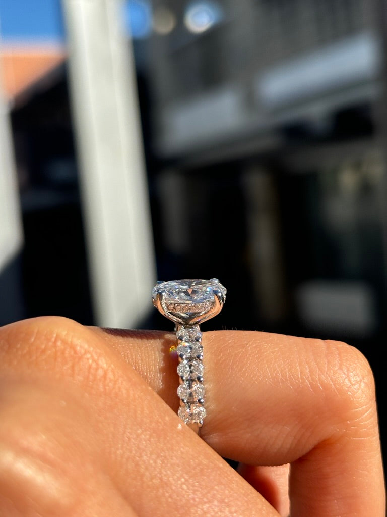 Lexie – " 3ct " Oval Solitaire in 18k Gold with Hidden Halo and Oval accent Diamonds Band (Ready) - Prime & Pure