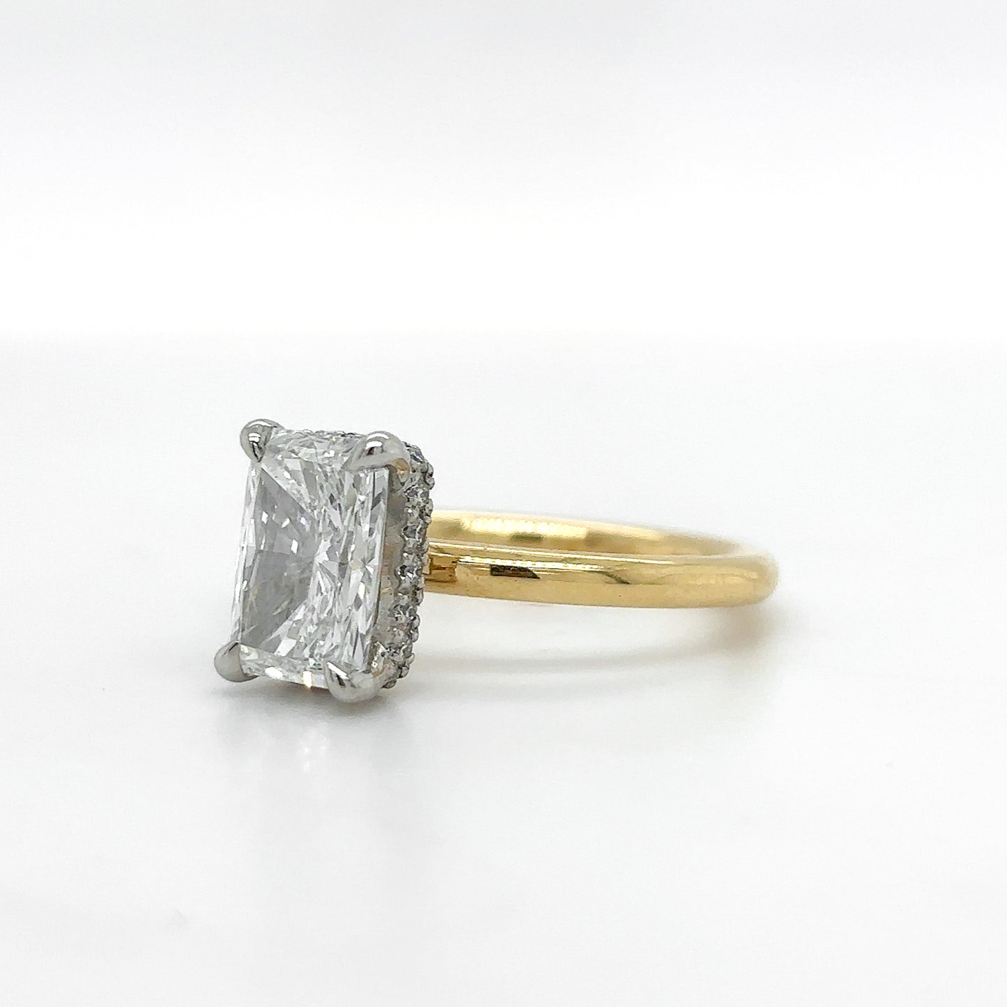 Thea– " 2ct " Radiant Solitaire in 18k Gold with Hidden Halo Plain Band (Ready) - Prime & Pure
