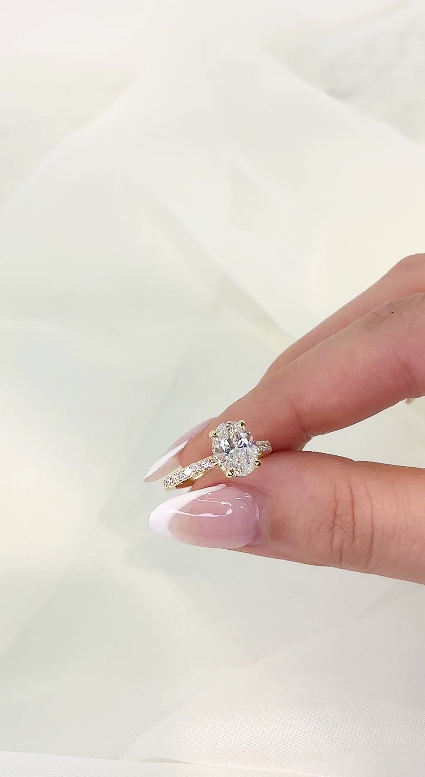 Bella – " 2ct " Oval Solitaire in 18k Gold with Hidden Halo and Pavé Band (Ready) - Prime & Pure