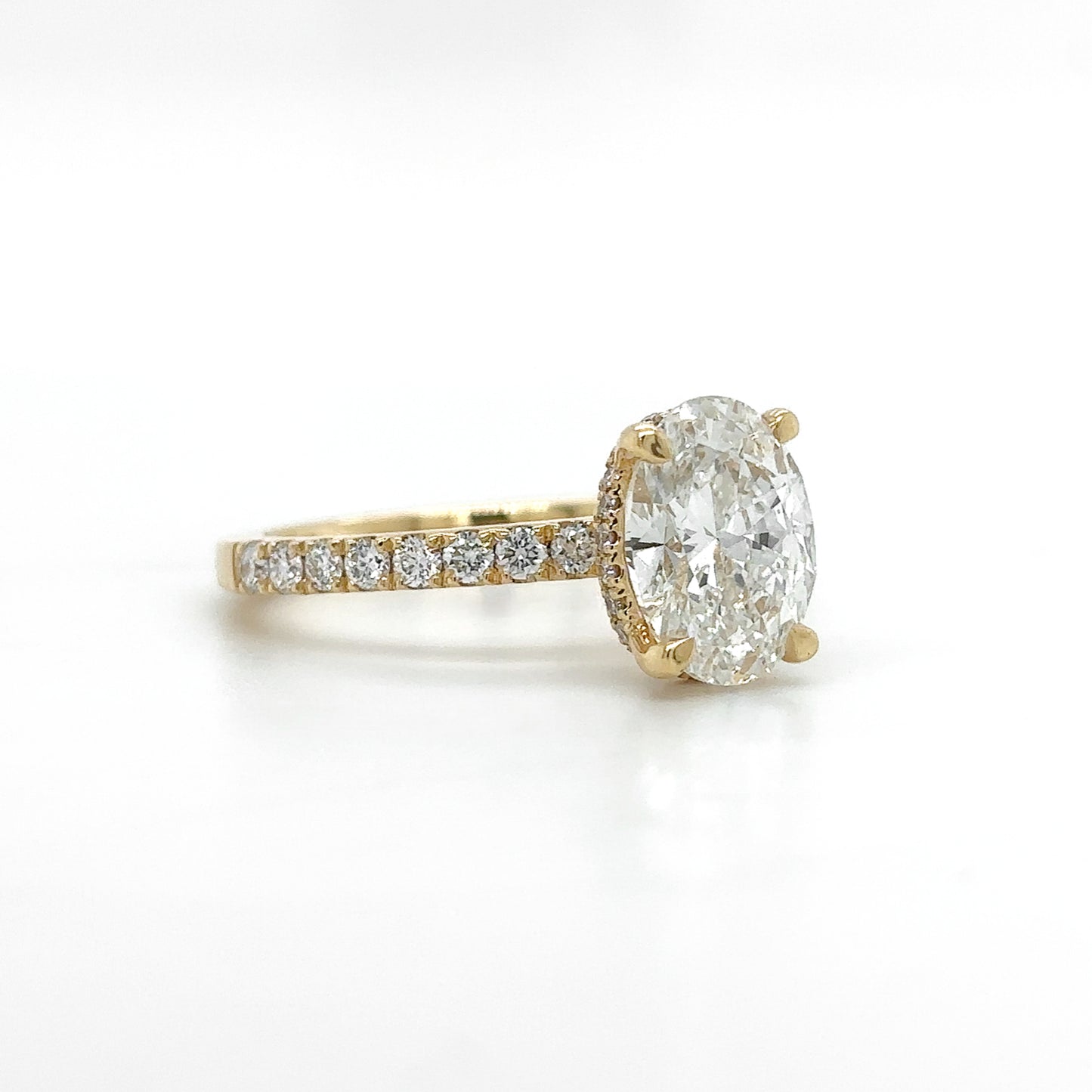 Bella – " 2ct " Oval Solitaire in 18k Gold with Hidden Halo and Pavé Band (Ready) - Prime & Pure