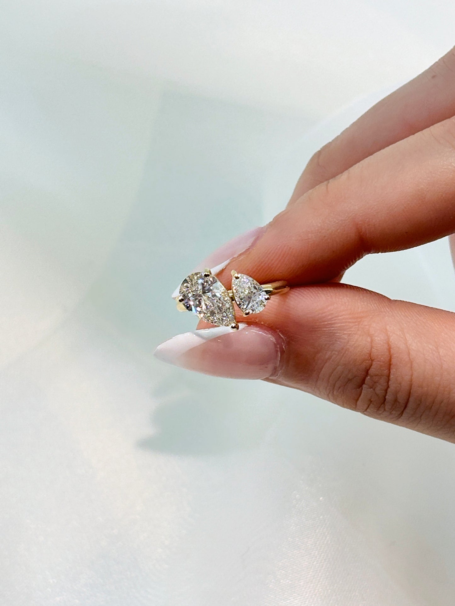 Aria – " 1.5ct and 0.5ct " Double Pears Toi et Moi Engagement Ring in 18k Gold with Plain Band (Ready) - Prime & Pure