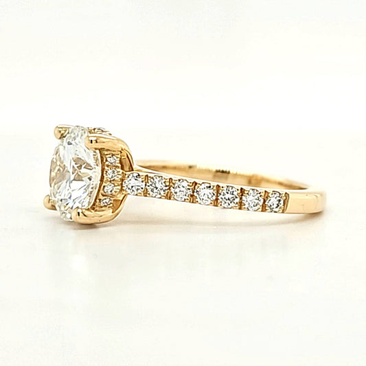 Yindi – " 2ct " Round Solitaire in 18k Gold cathedral setting hidden halo with Pavé Band (Ready) - Prime & Pure