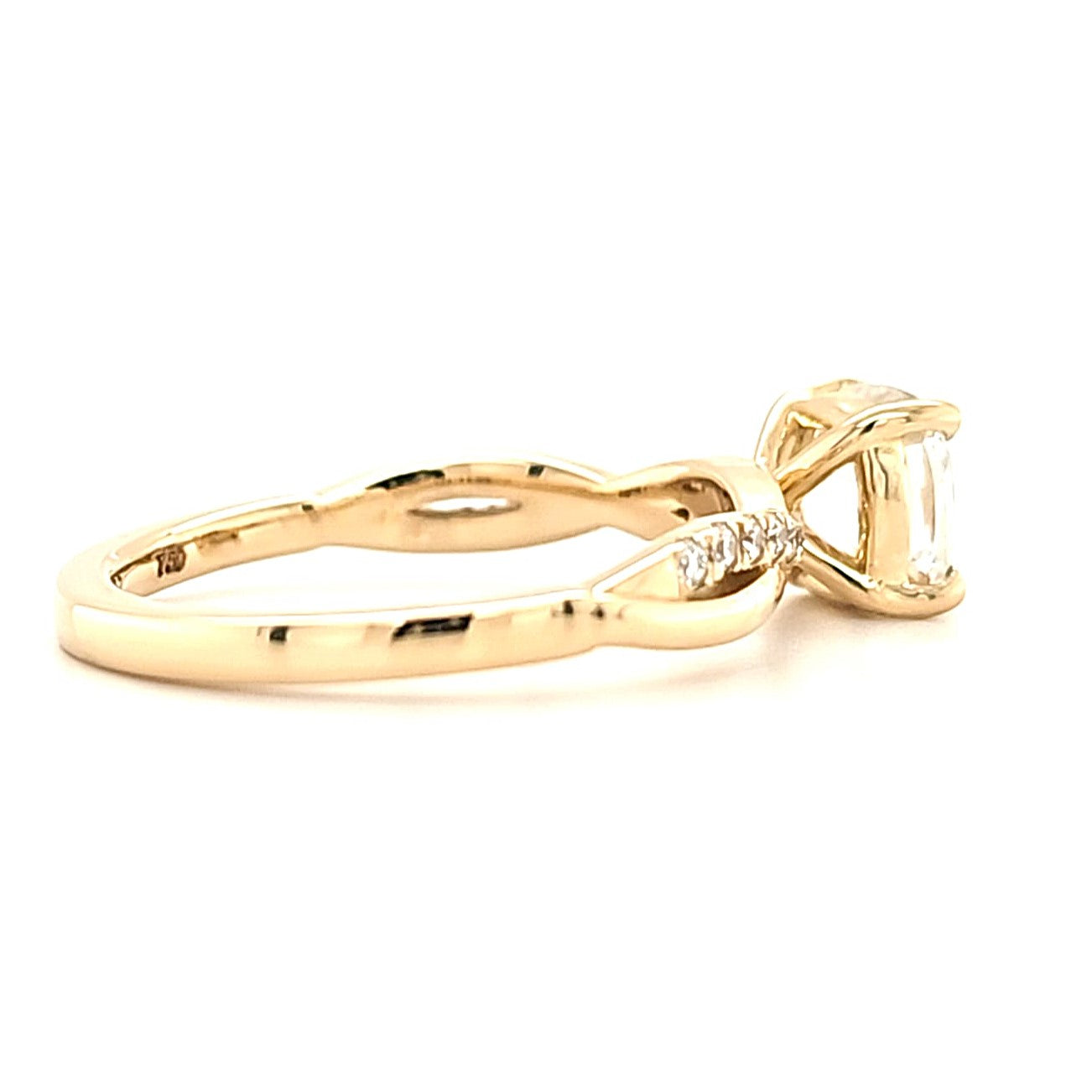 Ainsley – " 1.5ct " Cushion Solitaire in 18K Gold with Twisted Band Half Pave (Ready) - Prime & Pure