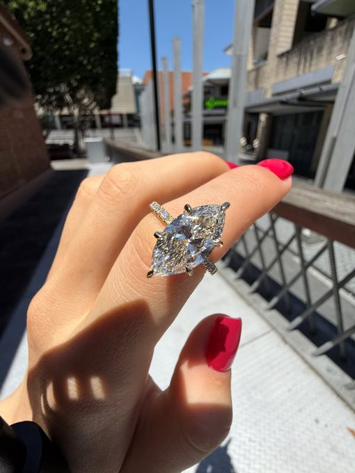 Eliza – " 3ct " Marquise Solitaire in 18k Gold with 6 Claw set and Pavé Band (Ready) - Prime & Pure