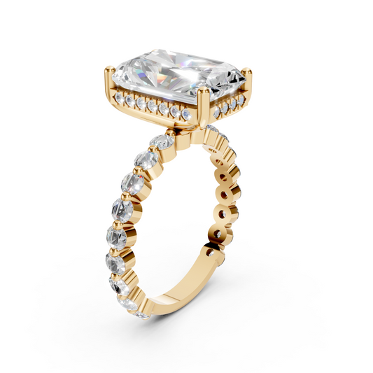 Anita – " 4ct " Radiant Solitaire in 18k with Round Side Stones and hidden halo (Ready)