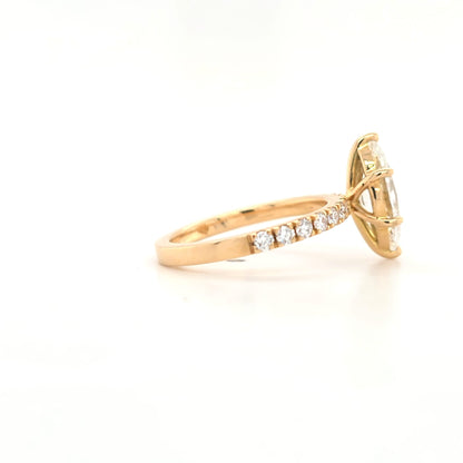 1.34ct D VS1 Marquise Lab-Grown Diamond  Pavé Band | Size J½