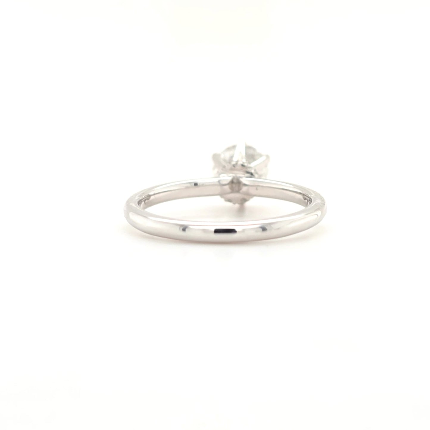 1ct E VS1 Round Lab-Grown Diamond  Six-Claw Setting | Subtle Hidden Halo | Plain Band | Size M