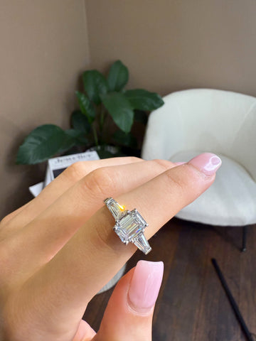 Parker - " 2ct " Emerald Solitaire in 18k Gold with Tapered Baguette Side Stones - Prime & Pure