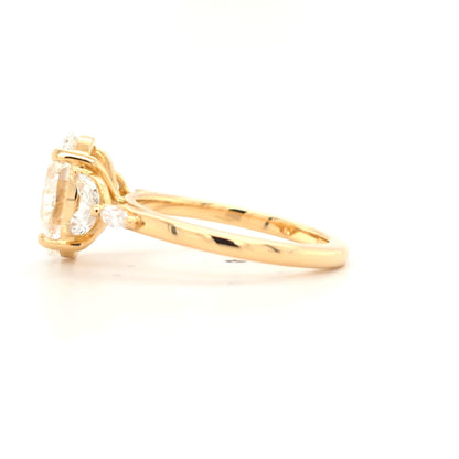 3.10ct D VS1 Oval Lab-Grown Diamond  Marquise Accent Diamonds | Size O½