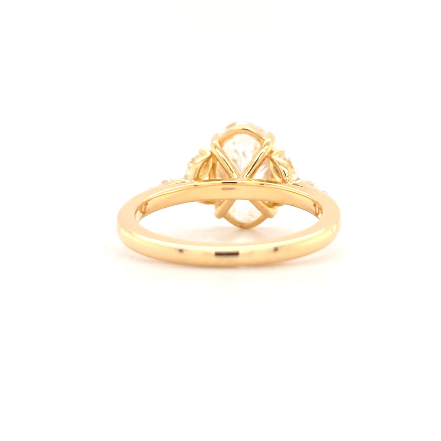 3.10ct D VS1 Oval Lab-Grown Diamond  Marquise Accent Diamonds | Size O½