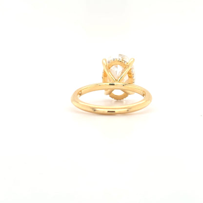 4.2ct - D VS1 Oval Lab Grown Diamond with hidden halo and a plain band Size J