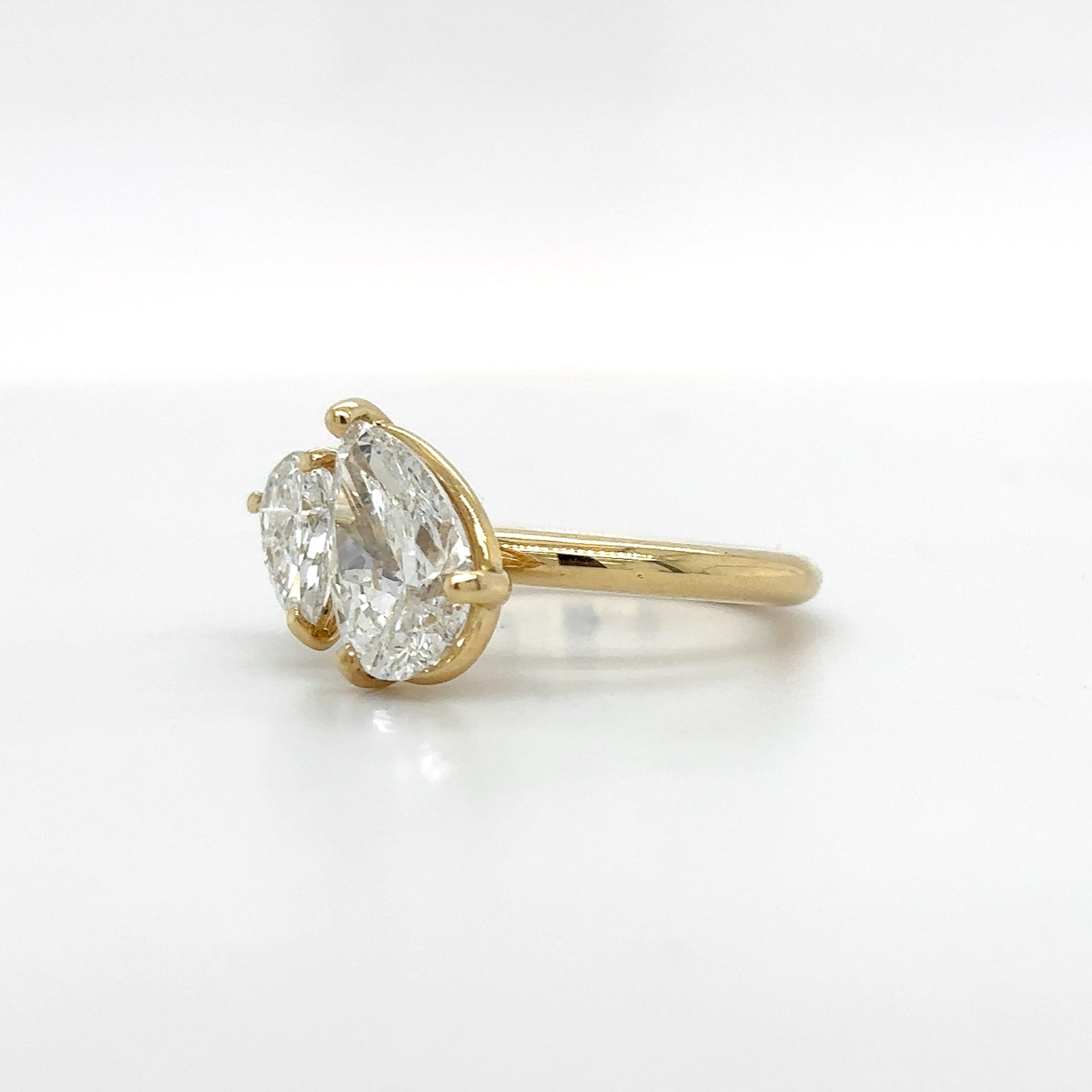 Aria – " 1.5ct and 0.5ct " Double Pears Toi et Moi Engagement Ring in 18k Gold with Plain Band (Ready) - Prime & Pure