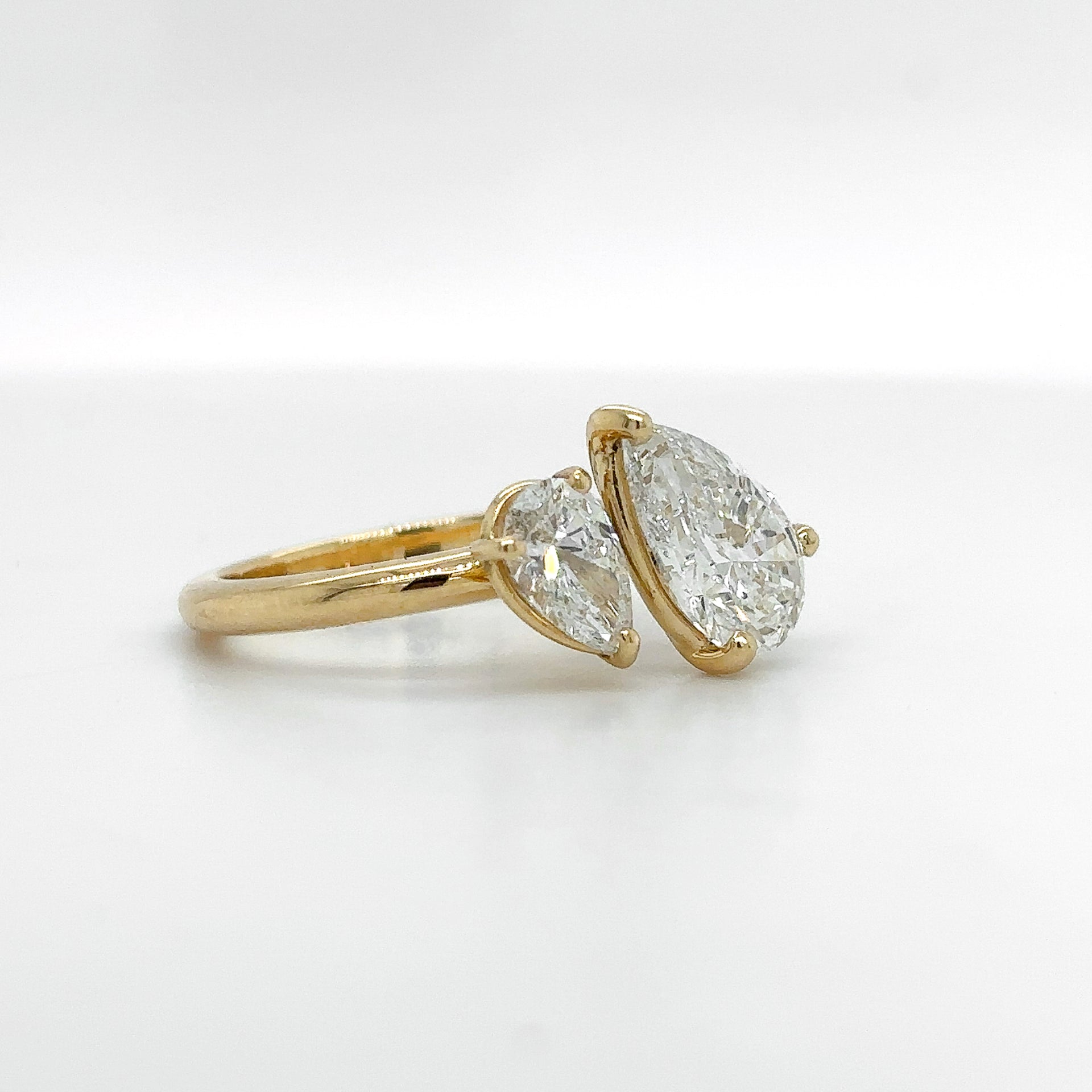 Aria – " 1.5ct and 0.5ct " Double Pears Toi et Moi Engagement Ring in 18k Gold with Plain Band (Ready) - Prime & Pure