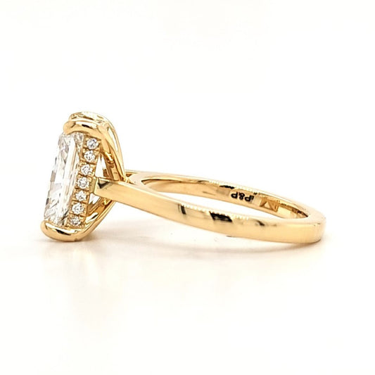 Nova – " 3.51ct " Radiant Solitaire in 18k Gold with Hidden Halo Plain Band - Prime & Pure