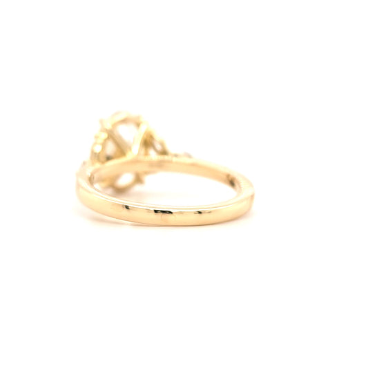 Adley – " 3ct " Oval Solitaire in 18k with Marquise Side Stones (Ready) - Prime & Pure