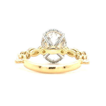 Luna – Oval Solitaire with Hidden Halo - Marquise and Round Side Stones